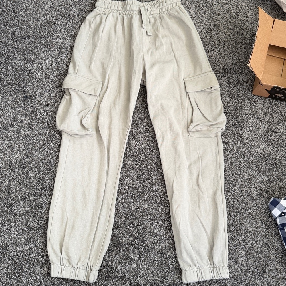 ZARA- Stone  Gray Cargo Joggers